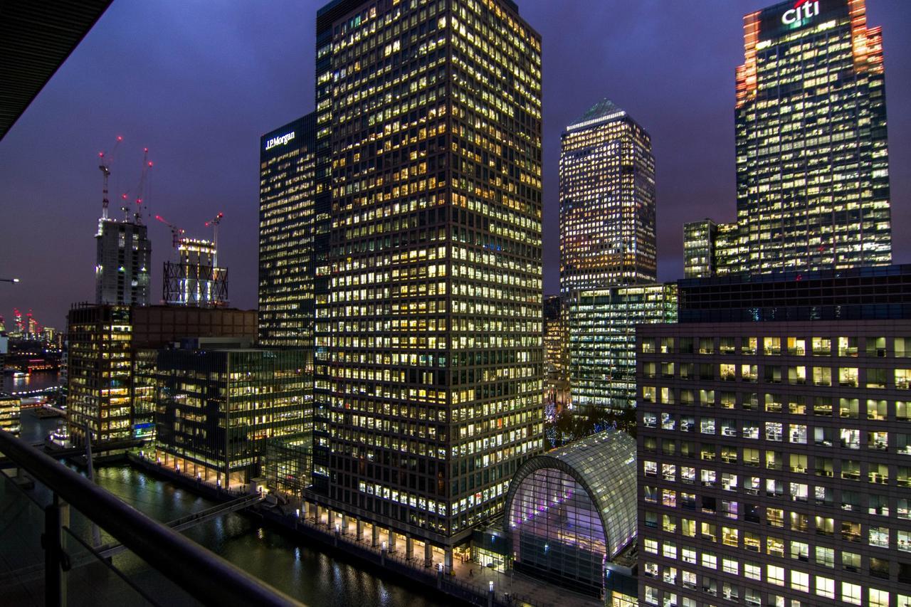 Canary Wharf - Corporate Riverside Apartments Londen Buitenkant foto